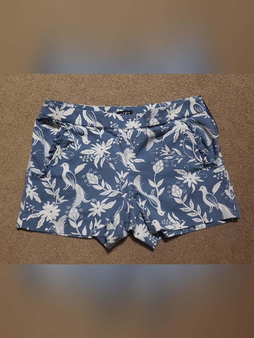 LOFT Blue Floral Bird Print Women's Shorts